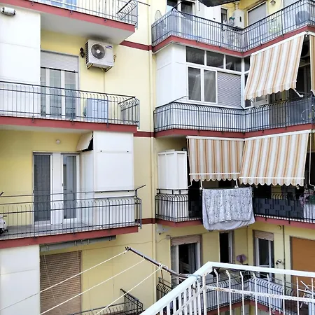 Pensión Flegrea House
