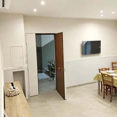 Flegrea House
